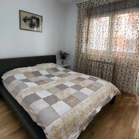 32 Belgrado